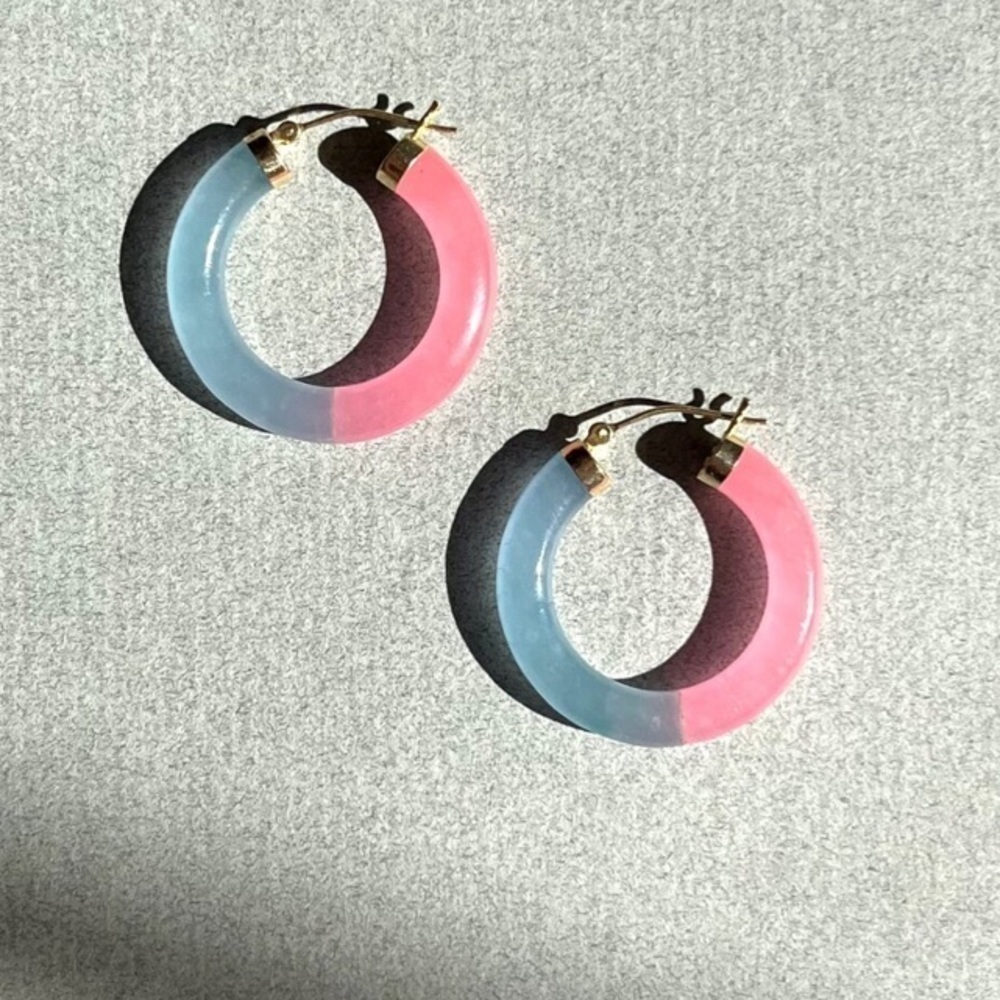 Vintage 14k Sky Blue and Blush Jade Earrings - Picture 2 of 2